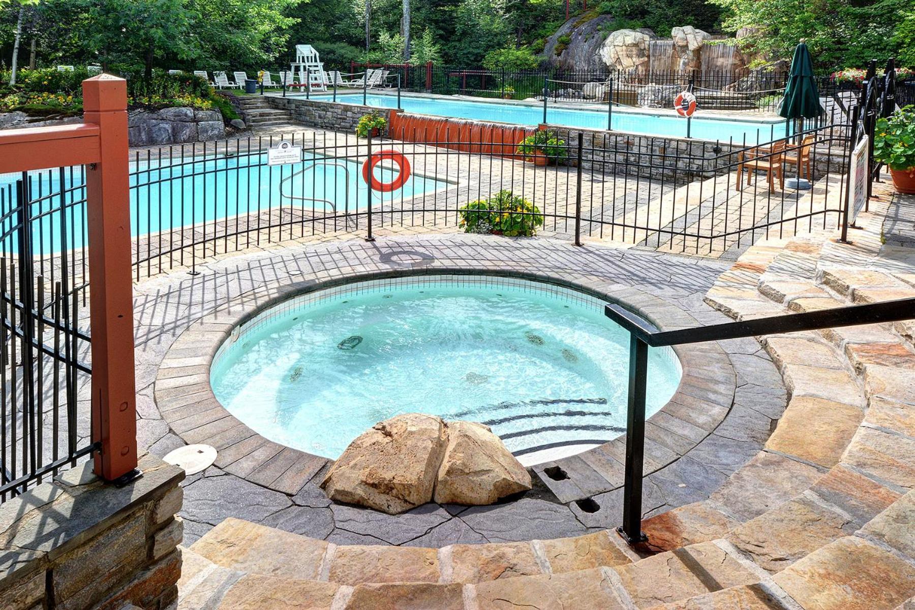 Appartamento Tremblant Prestige - Les Eaux 207-2 Mont-Tremblant Esterno foto